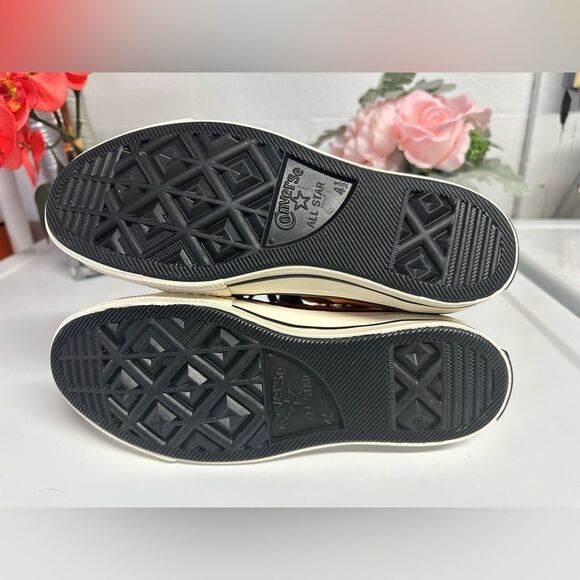 NWOB Converse Chuck Taylor All Star 70 Hi - Space Jam Tune Squad - Picture 4 of 11